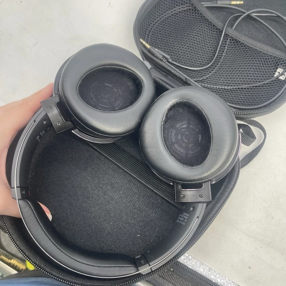 SONY MDR-XB950BT Bass Boost Bluetooth Wireless Headphones Over-Ear Tested Works